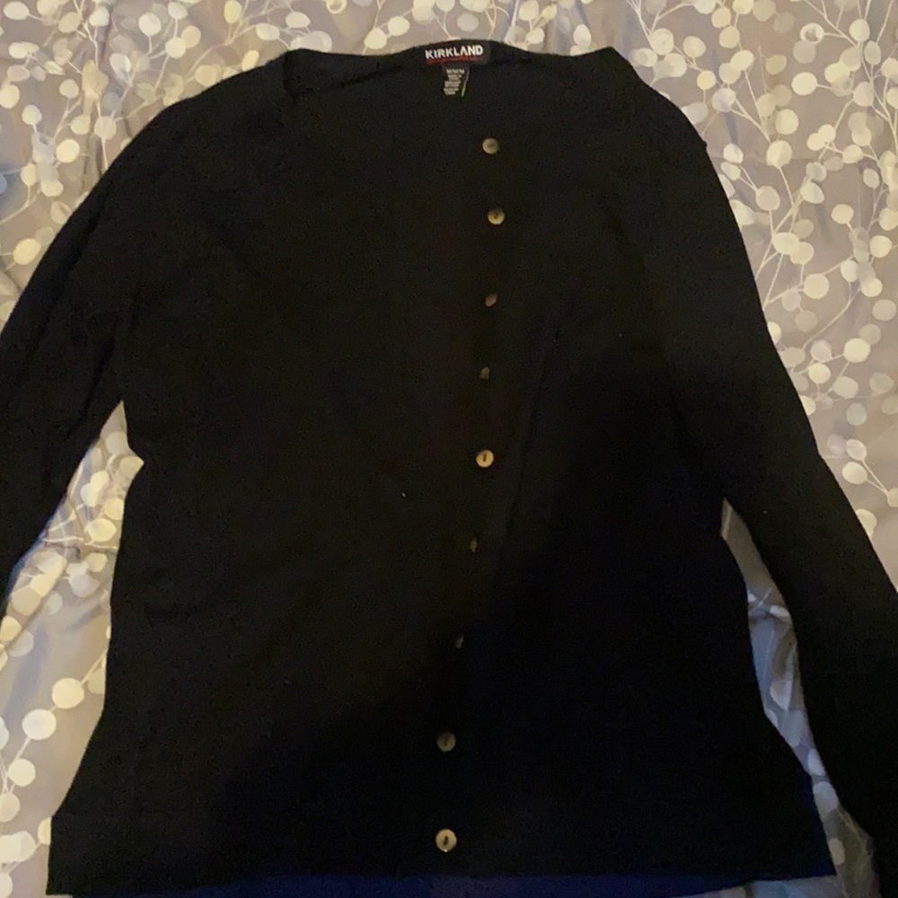 Sweater button up